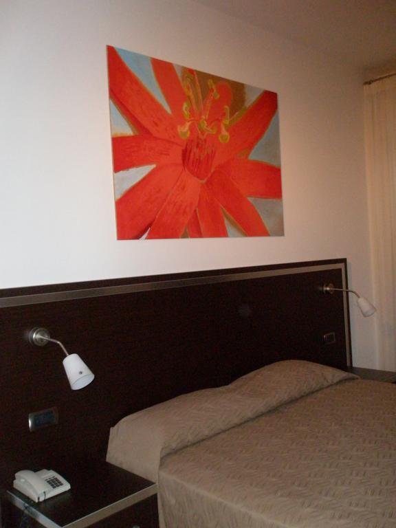 Hotel Florence San Benedetto del Tronto Buitenkant foto